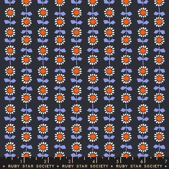 Meadow Star by Alexia Marcelle Abegg, Bloom 30s, Soft Black (RS4098 15)