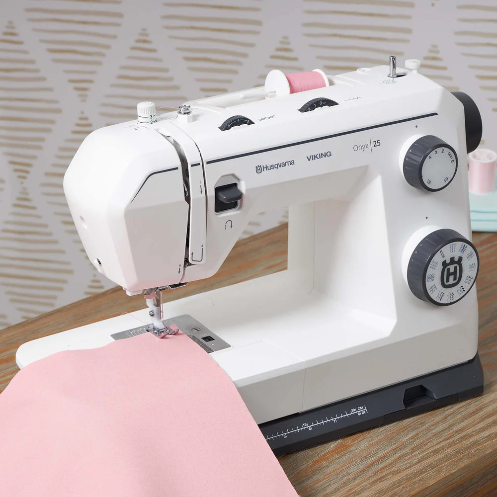 Husqvarna Viking Onyx 25, Mechanical Sewing Machine