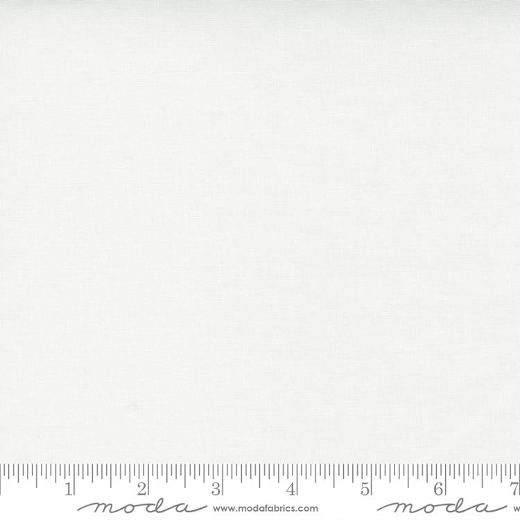 Bella Solids by Moda, Off White