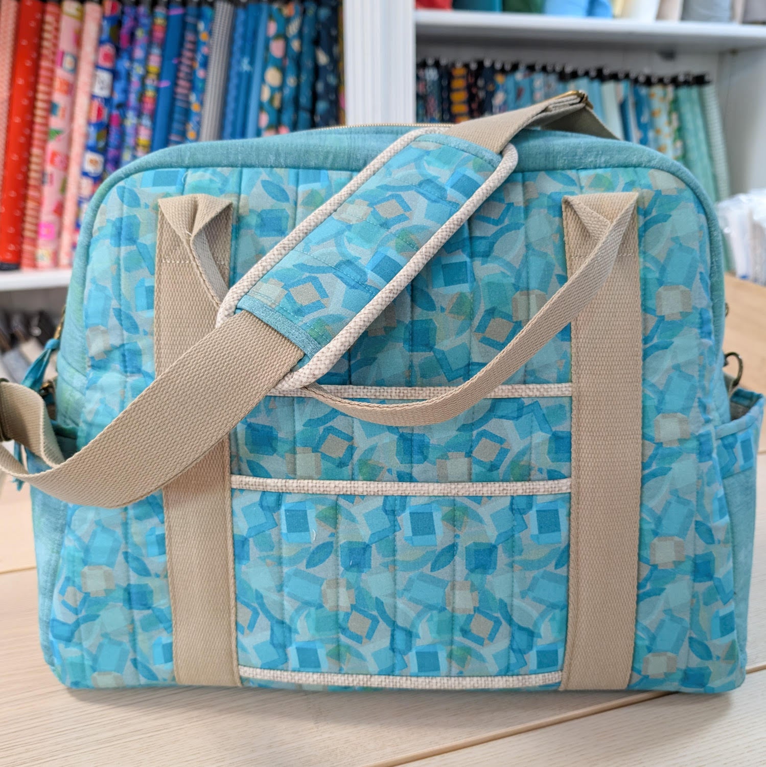 Ultimate Travel Bag Class - Friday, November 27, 10-1 PM *and* December 4, 10-4:30 PM